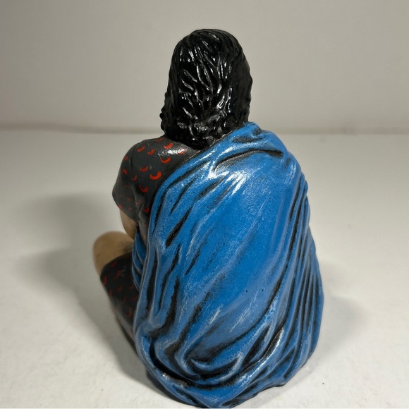 4.5” Vtg Hand Painted Shepherd Boy Nativity/ Manger Replacement 1976 (marked MS) - Picture 6 of 9